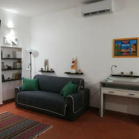 La Tana Di Vicolo San Carlo Appartement *